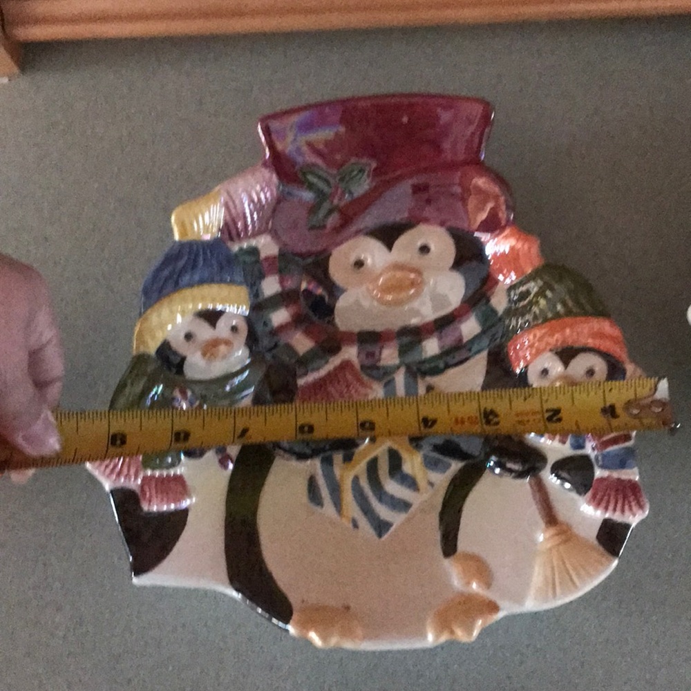 Assorted Ceramic Holiday Plate Decor - Picture 4 of 10